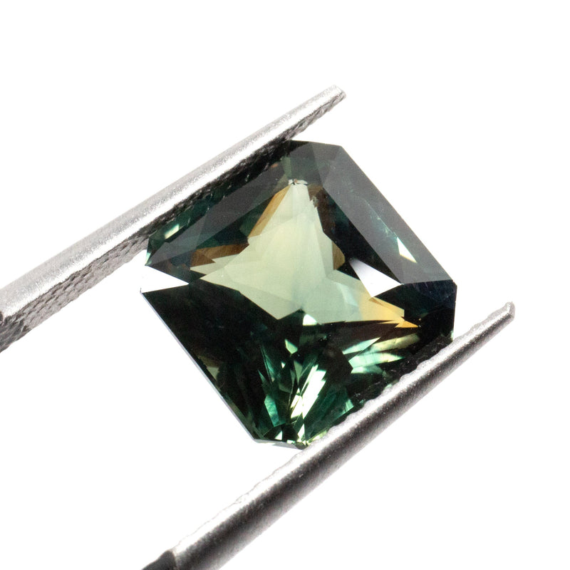 Green Emerald Cut Sapphire 5.04 Ct Kris Averi 