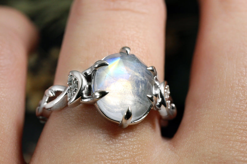 Aurora Designer - 6mm Moonstone Center 14K Gold Hexagon Setting Engagement  Ring with Diamond Pave on Shank AD1462M